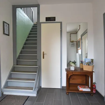 Stylish With Garden In Kluetz