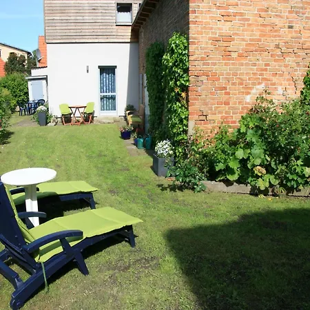 Stylish With Garden In Kluetz Apartment