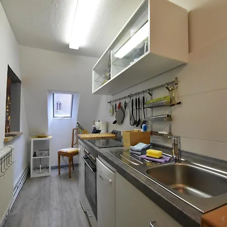 Apartment Stylish With Garden In Kluetz